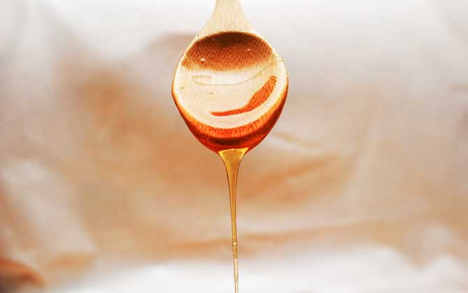 蜂蜜美容是真的吗?答案是必定的,更被称为“可食用的美容剂”!