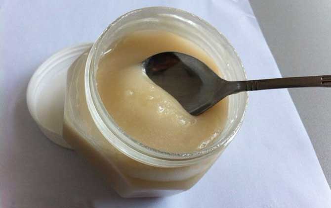 假蜂蜜的特色有哪些?除了外观和口感,能不能结晶也是重要特征!