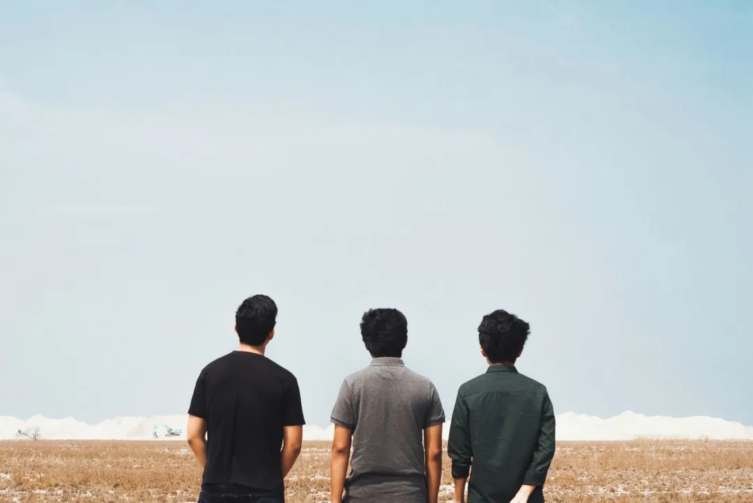 人到中年，朋友越少，生活越好