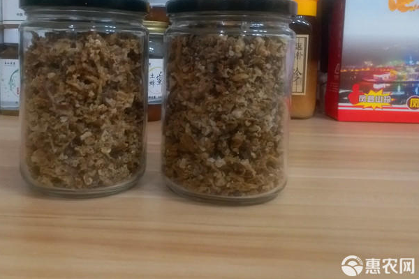 蜂胶是蜜蜂的什么产物?怎么保存?